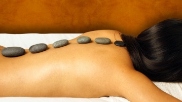 Massagetechniken aus dem „Fernen Osten“ – Ayurveda, Tuina, Shiatsu & Co.